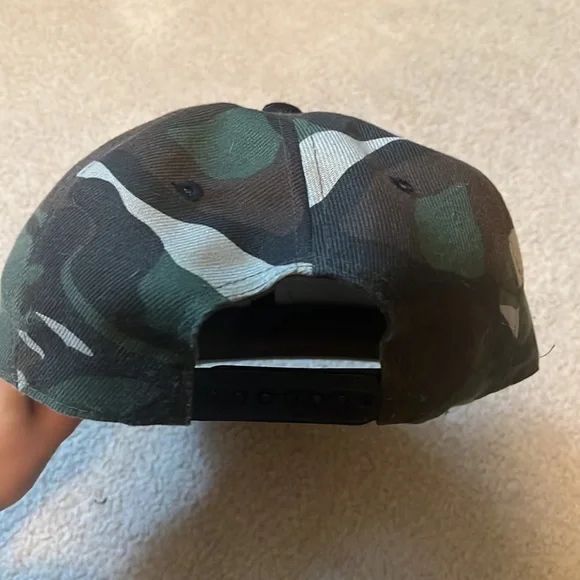 Camo Snapback - Picture 2 of 2